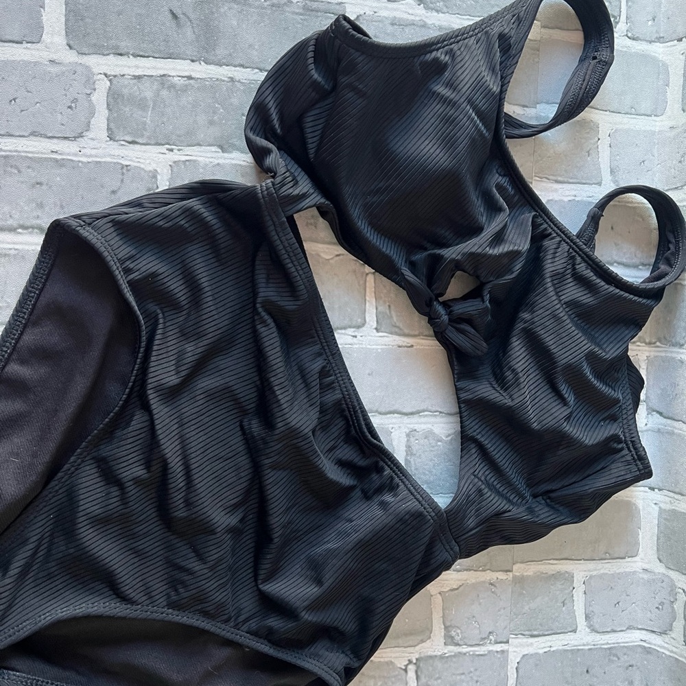 Black Women'sone piece swim suit